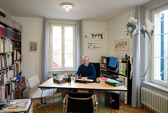 das Büro von Michael Rothe im Atelier in Ostermundigen